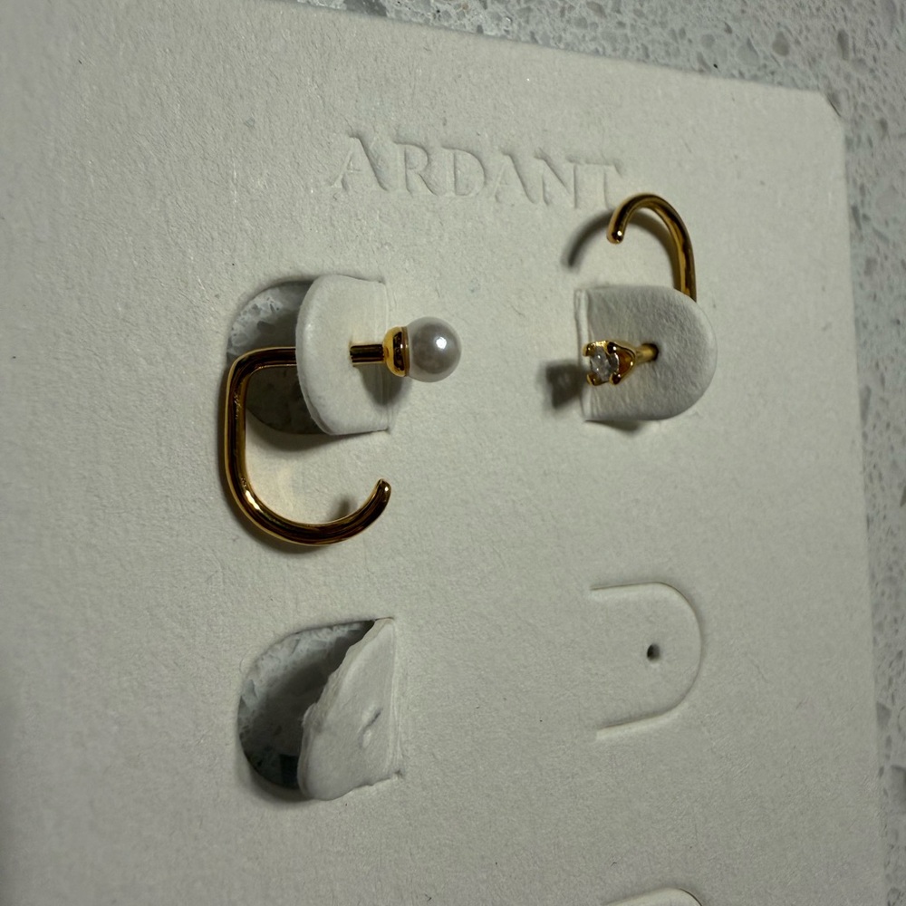 Gold Pearl Hoop Earrings - Picture 2 of 2